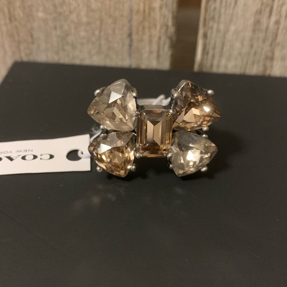 BNWT Coach Ring (Rare) with Light Pink/Peach Stones - Picture 2 of 7